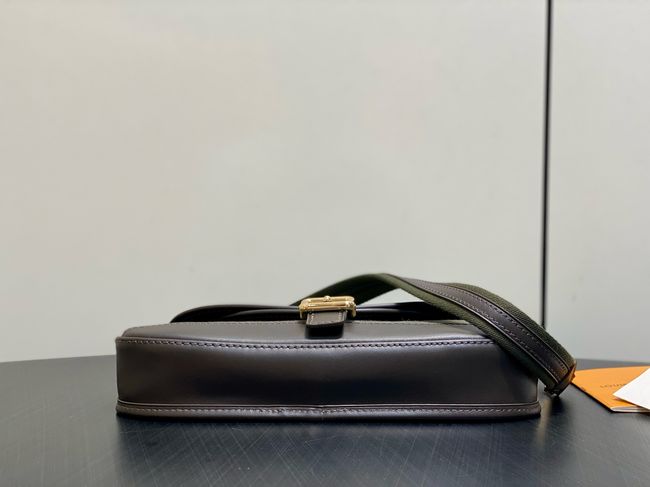 Louis Vuitton Shoulder Bag M92690 Khaki Louis Vuitton Shoulder Bag M92690 Khaki