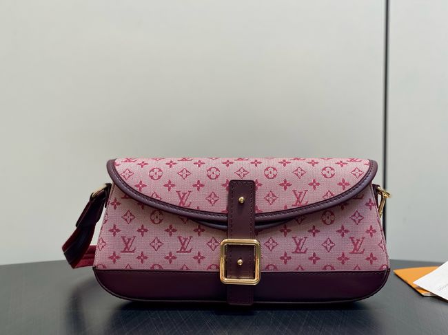 Louis Vuitton Shoulder Bag M92690 burgundy