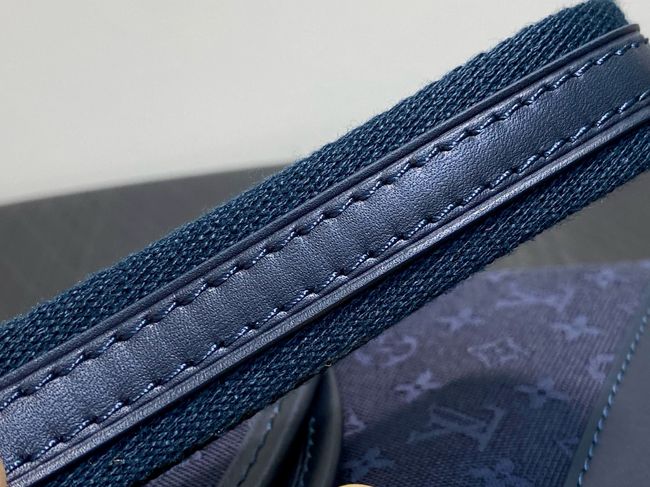 Louis Vuitton Shoulder Bag M92690 dark blue