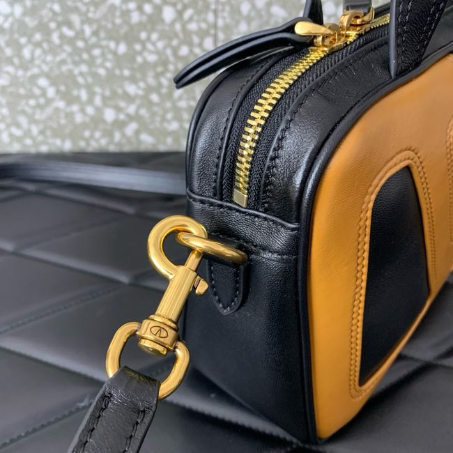 VALENTINO GARAVANI Loco Calf leather bag 0015 black&brown VALENTINO GARAVANI Loco Calf leather bag 0015 black&brown