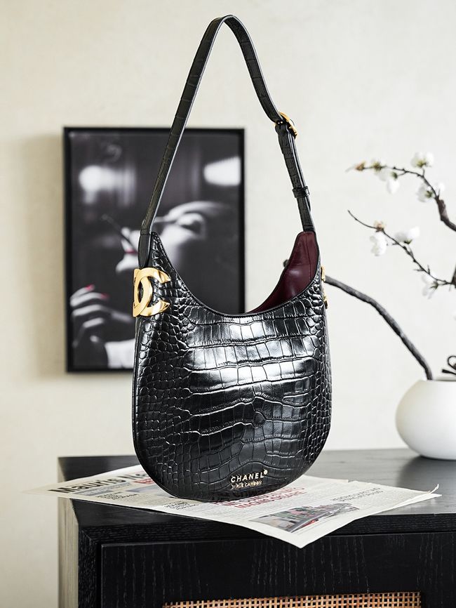 Chanel Shoulder Bags Crocodile Embossed 68011 black