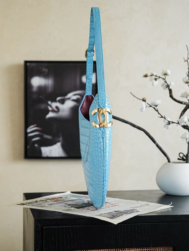 Chanel Crocodile Embossed Shoulder Bag 68012 blue Chanel Crocodile Embossed Shoulder Bag 68012 blue