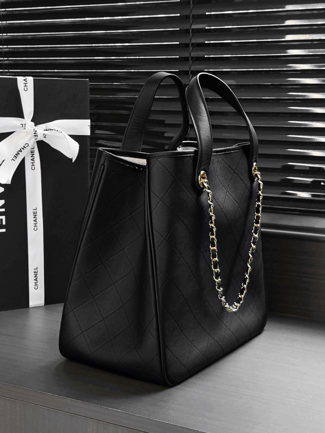 Chanel Small Shopping Bag AS6200 black