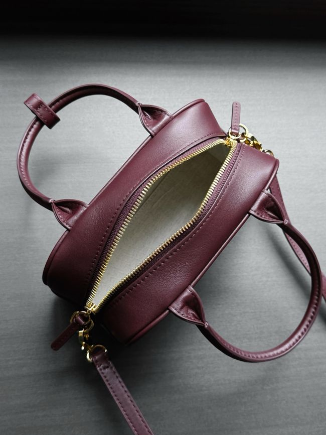 Chanel Clutch with Leather Strap AP5528 Burgundy Chanel Clutch with Leather Strap AP5528 Burgundy