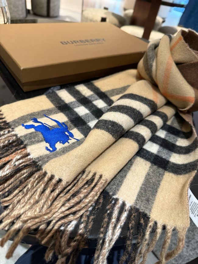Burberry cashmere scarf BU0021-2