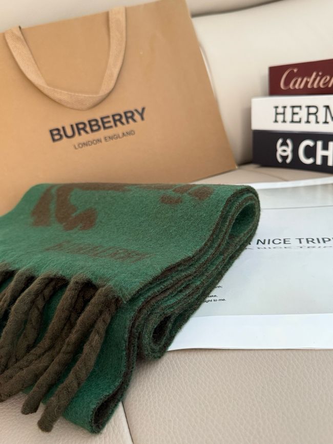Burberry cashmere scarf BU0022-2