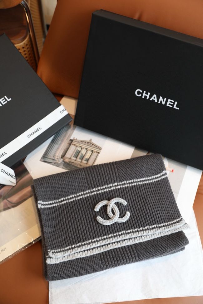 Chanel Wool & Cashmere scarf B25976-3 Chanel Wool & Cashmere scarf B25976-3