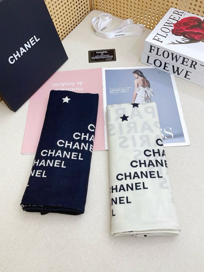 Chanel cashmere Shawl B25975-1