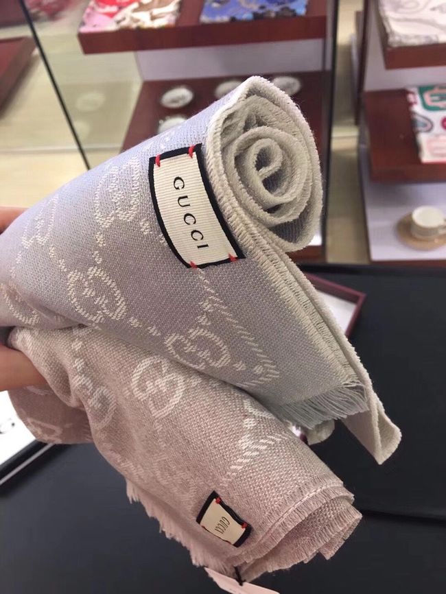 Gucci cashmere scarf 06390-7 Gucci cashmere scarf 06390-7