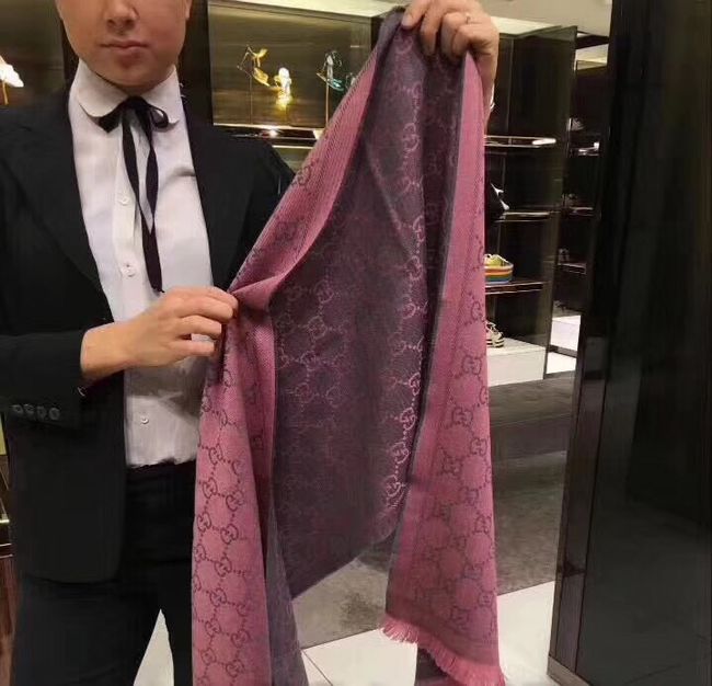 Gucci cashmere scarf 06390-8 Gucci cashmere scarf 06390-8