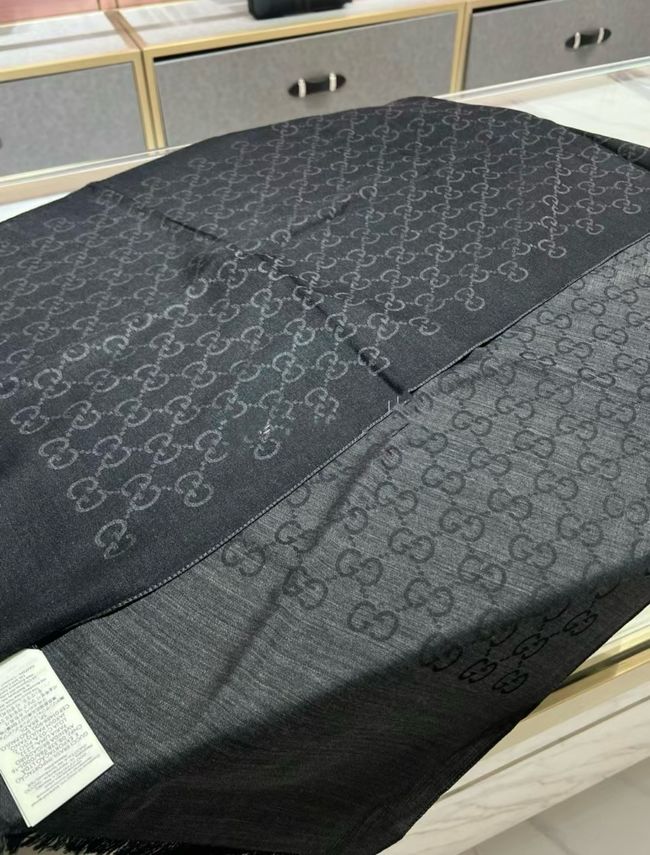 Gucci cashmere scarf 06393-1