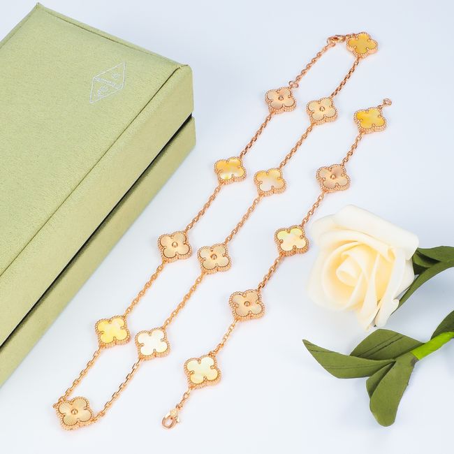 Van Cleef & Arpels necklace&Bracelet CE82050