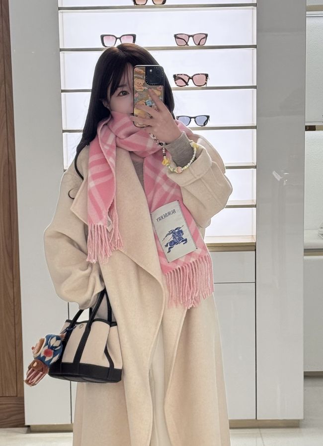 Burberry cashmere scarf BU0028-1