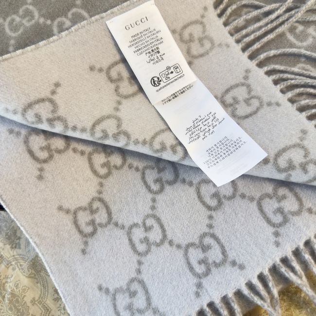 Gucci cashmere scarf 873731-2