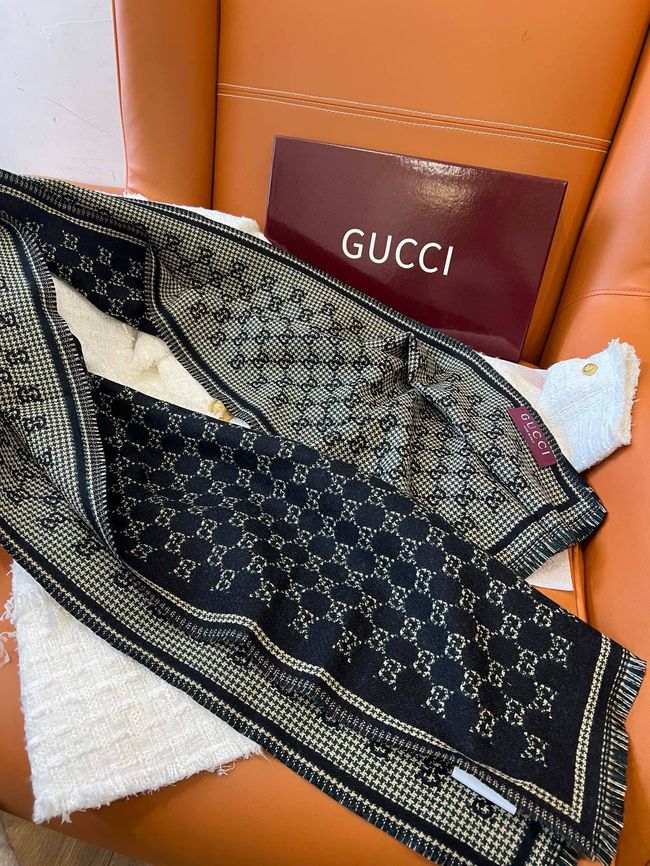 Gucci cashmere scarf 873732-4