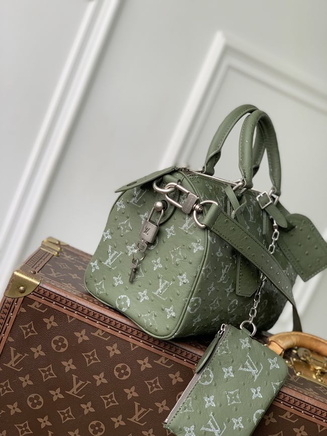 Louis Vuitton Runway Speedy P9 Bandouliere 25 M24426 green Louis Vuitton Runway Speedy P9 Bandouliere 25 M24426 green