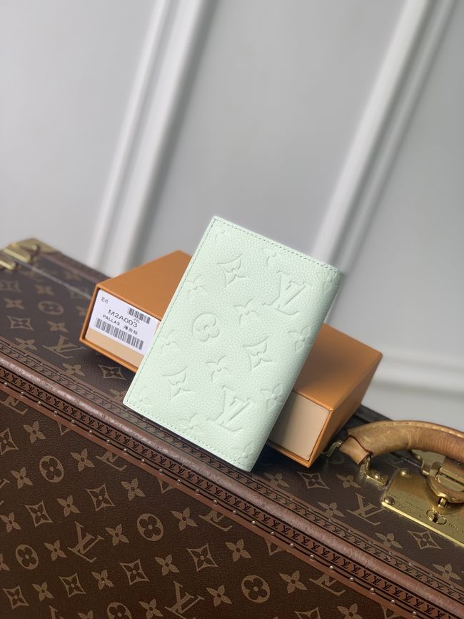 Louis Vuitton Passport Cover M2A004 Minty