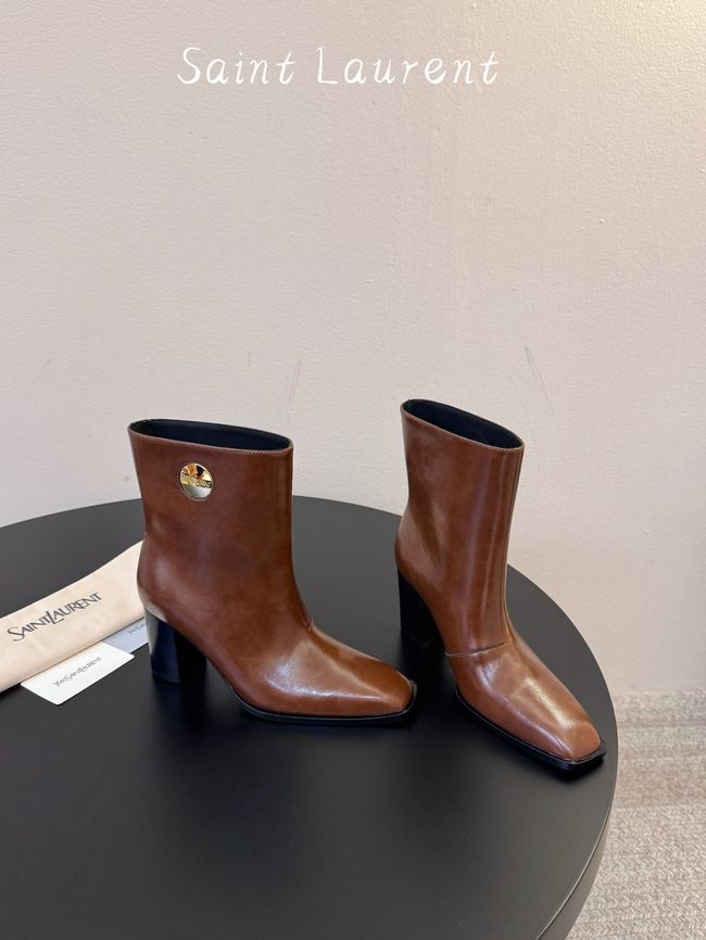 Saint Laurent boots in smooth leather 65282-1