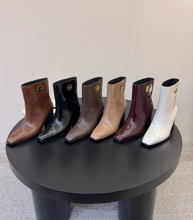 Saint Laurent boots in smooth leather 65282-2