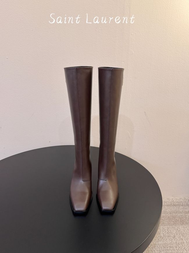 Saint Laurent boots in smooth leather 65288-1