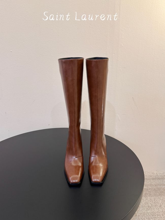 Saint Laurent boots in smooth leather 65288-3