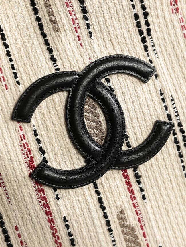 Chanel Shopping Bag AS6200 Beige & Red