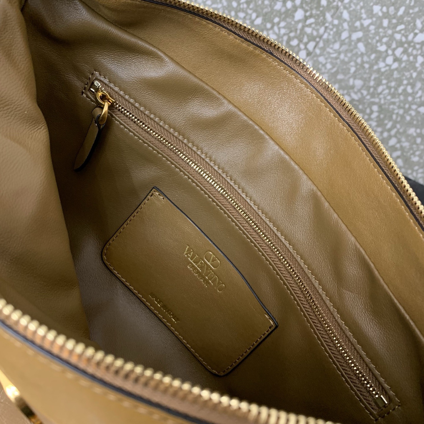VALENTINO PANTHEA lambskin bag WB0S70 camel