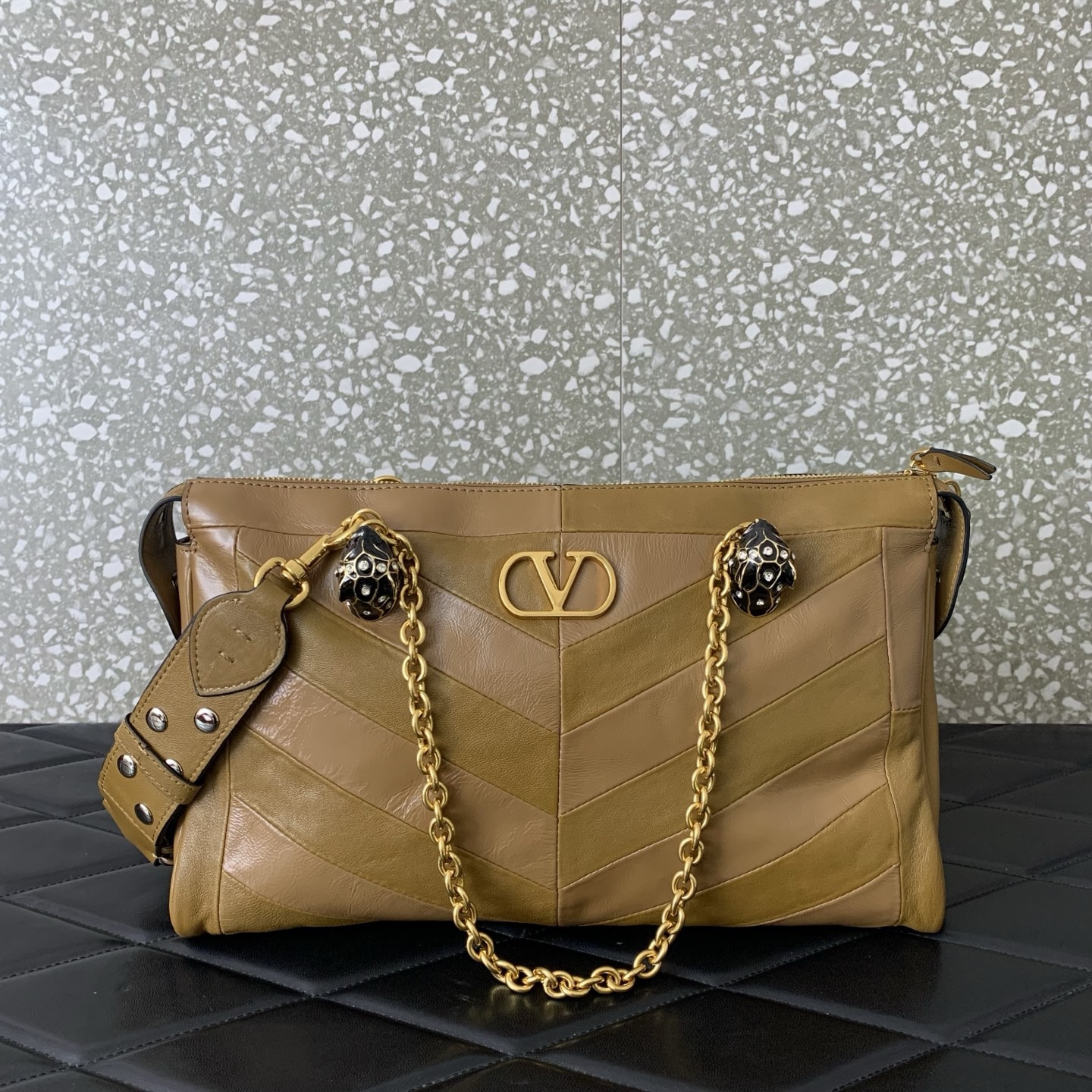 VALENTINO PANTHEA lambskin bag WB0S70 camel