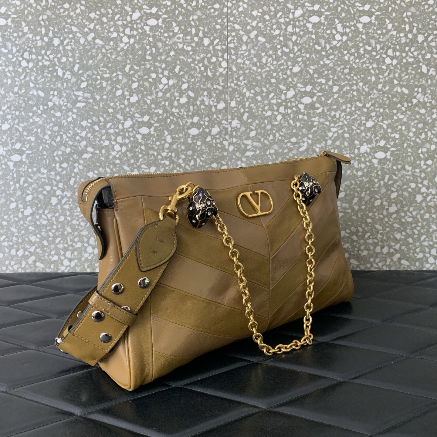 VALENTINO PANTHEA lambskin bag WB0S70 camel