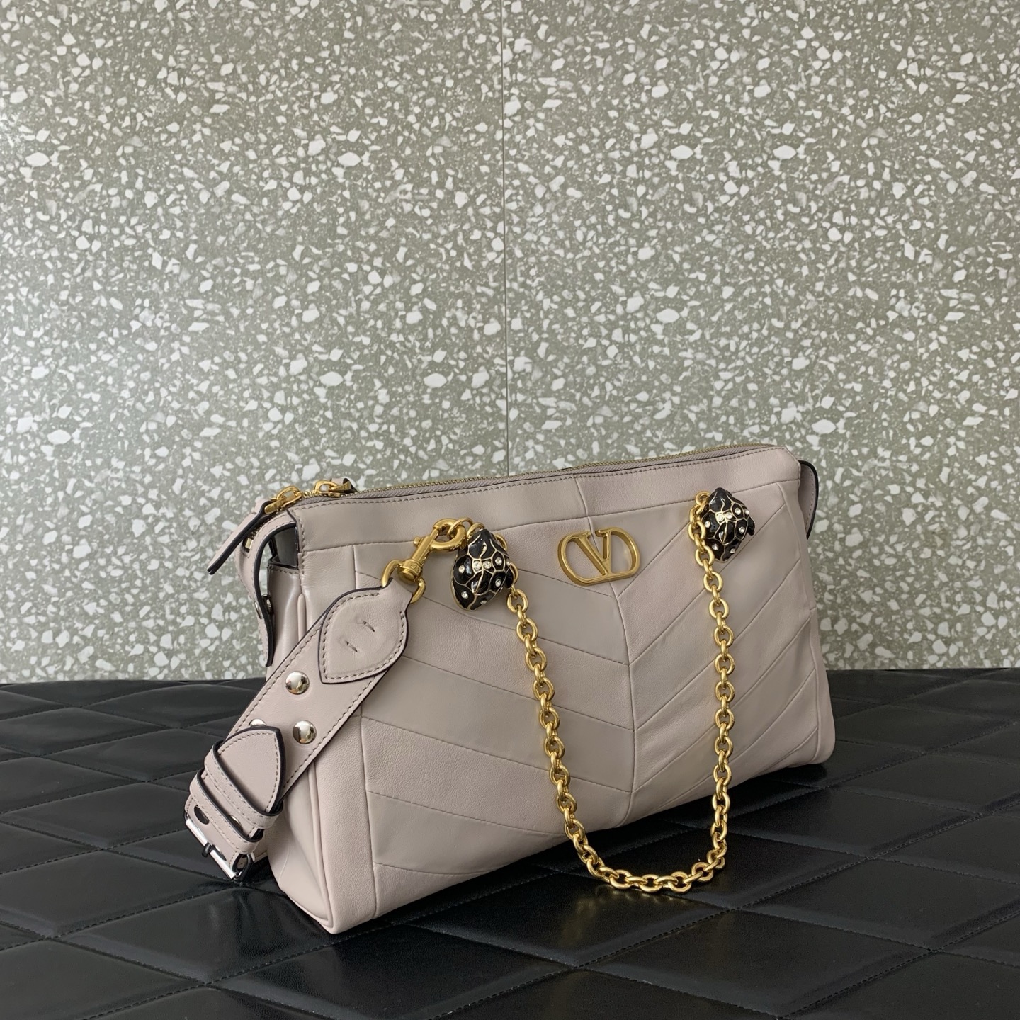 VALENTINO PANTHEA lambskin bag WB0S70 pink