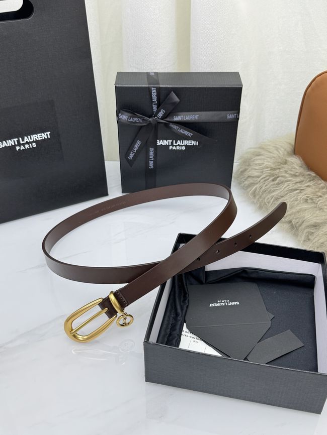 Saint Laurent CASSANDRE charm elongated buckle thin belt in leather S2596-4
