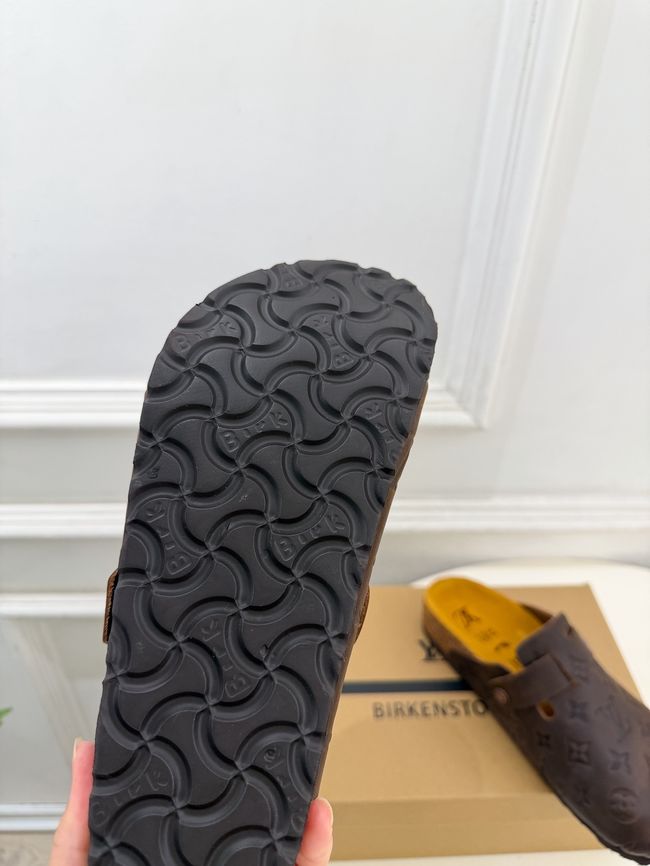 Louis Vuitton Cosy Comfort Clog 95499-7