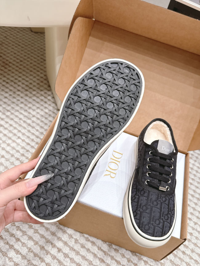 Walk Dior Sneaker Oblique Embroidered Mesh KCK537-4