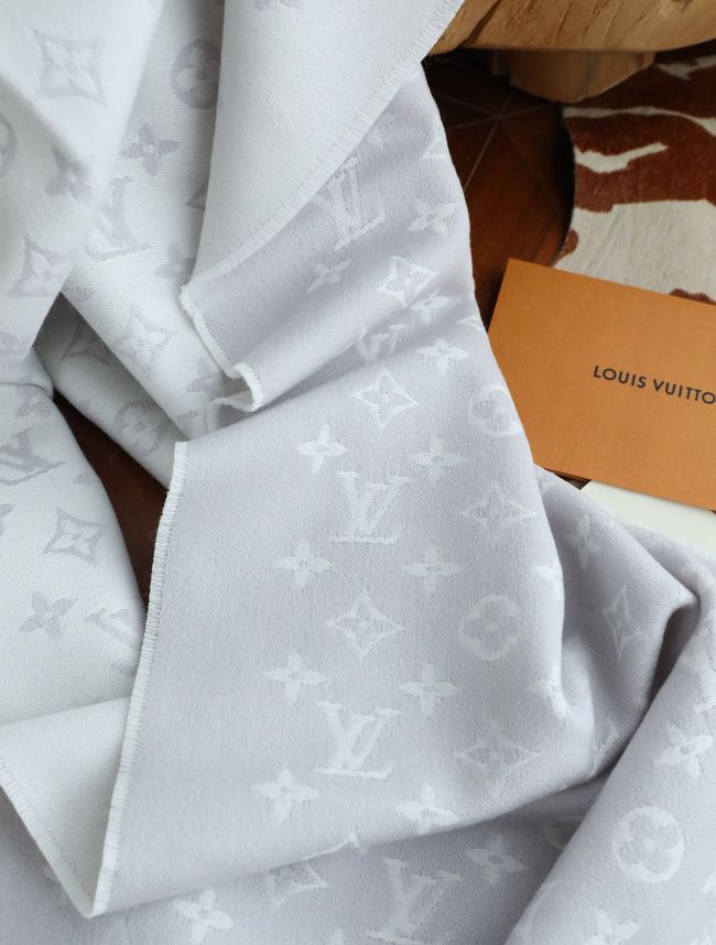 Louis Vuitton New Forevergram Scarf M9A253-2
