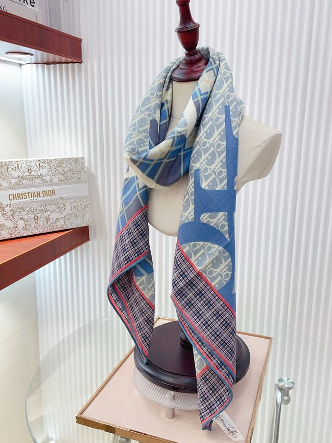Dior Oblique Shawl Wool and Silk Jacquard I1060-2 Dior Oblique Shawl Wool and Silk Jacquard I1060-2