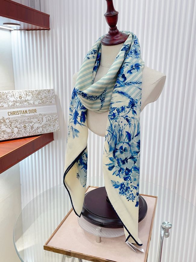 Dior Oblique Shawl Wool and Silk Jacquard I1061-1 Dior Oblique Shawl Wool and Silk Jacquard I1061-1