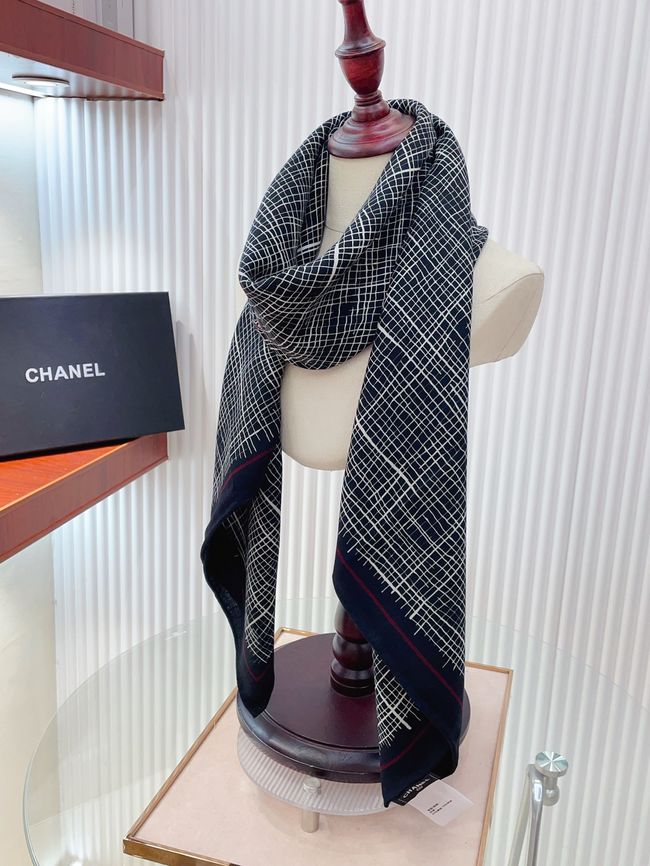 Chanel Wool and Silk Shawl AAC491-2