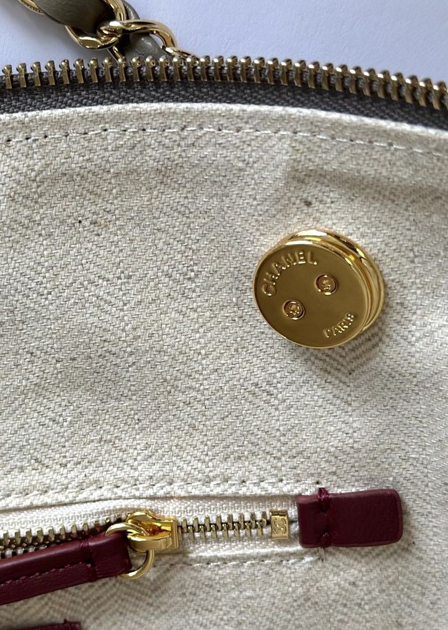 Chanel Shopping Bag Suede AS6483 gary