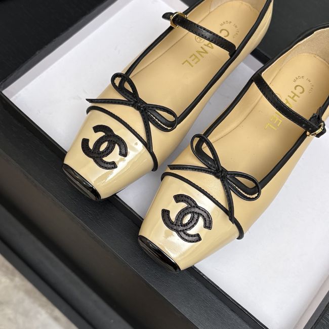Chanel Mary Janes G47640-6