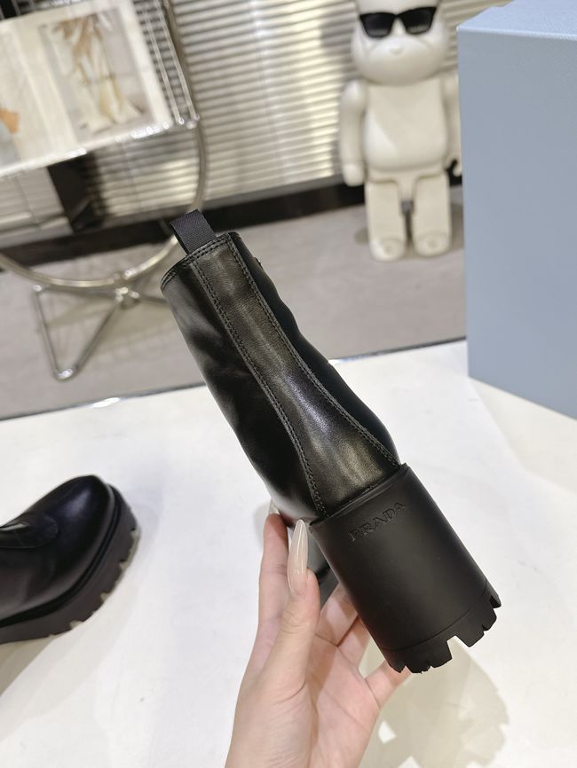 Prada Monolith brushed leather Chelsea boots G085-6