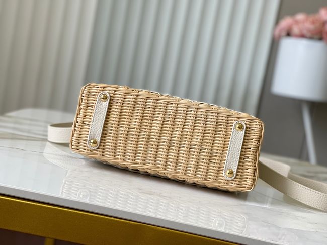 Louis Vuitton Capucines BB M24978 Ivory Louis Vuitton Capucines BB M24978 Ivory