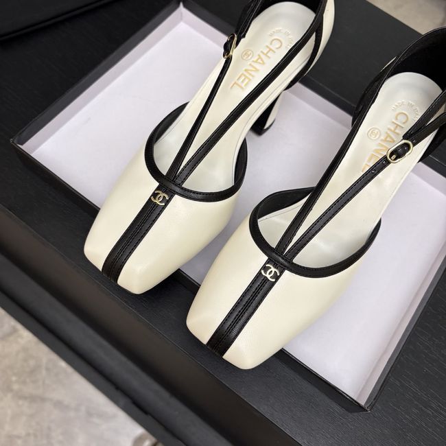 Chanel Mary Janes G47612-10