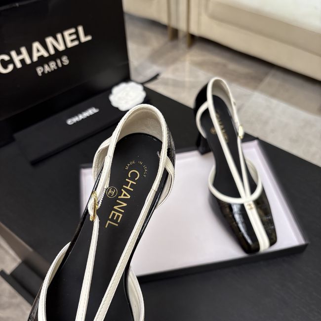 Chanel Mary Janes G47612-8