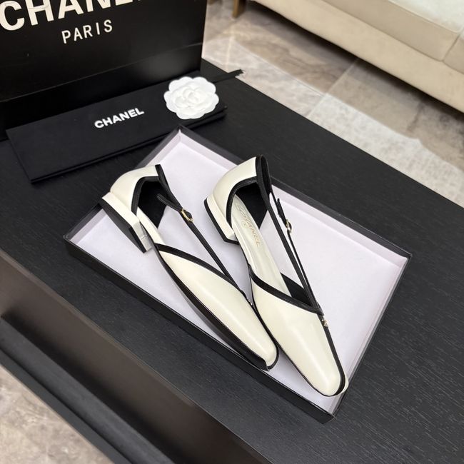 Chanel Mary Janes Patent Calfskin G47613-2