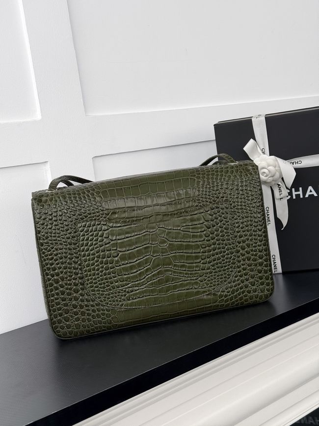 Chanel Crocodile Embossed Maxi Flapbag Calfskin AS6233 dark green Chanel Crocodile Embossed Maxi Flapbag Calfskin AS6233 dark green