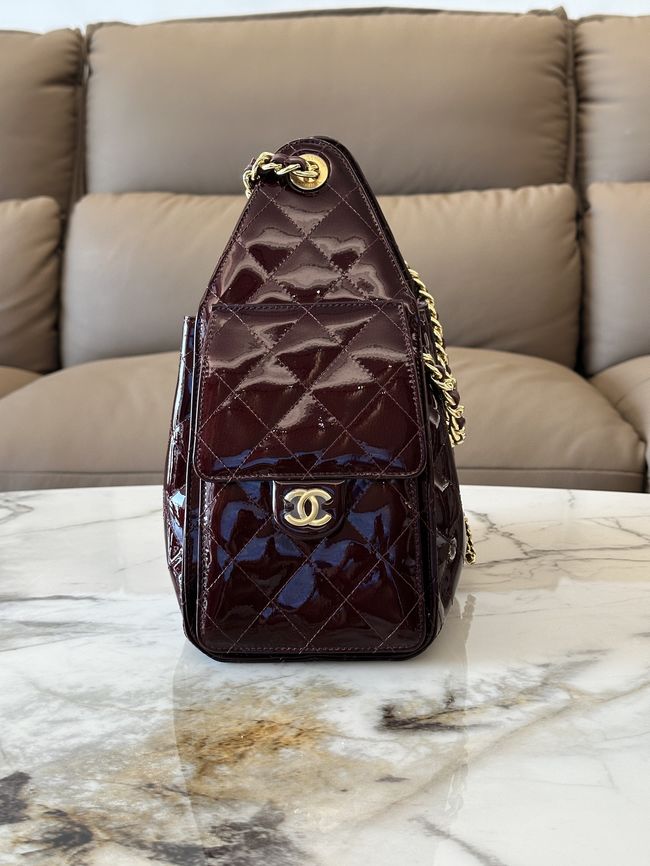CHANEL 25 SMALL HANDBAG patent leather AS5293 Burgundy