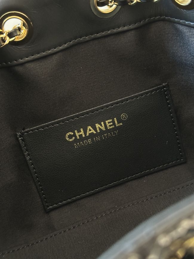 CHANEL 25 Mini Handbag patent leather AS5631 black